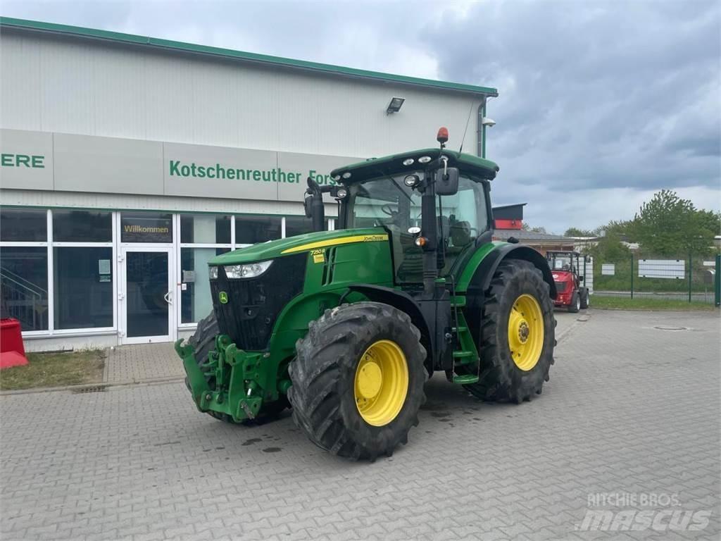John Deere 7250R Traktory
