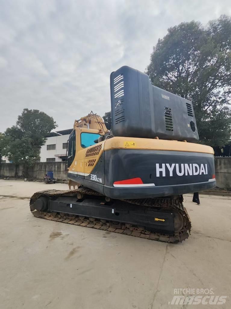 Hyundai 330LC-9S Pásové rýpadlá