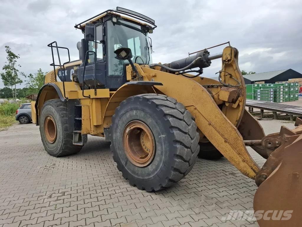 CAT 972k Kolesové nakladače