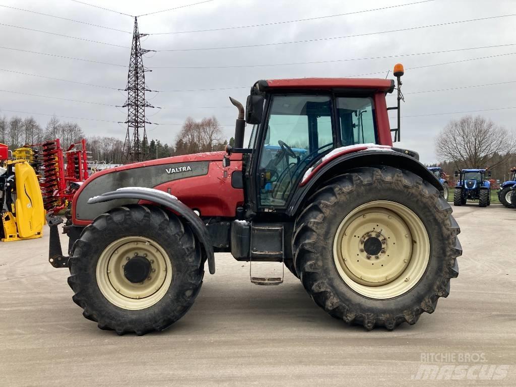 Valtra T 191 Traktory