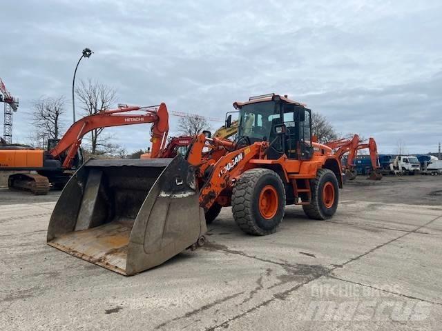 Doosan DL 200 Kolesové nakladače