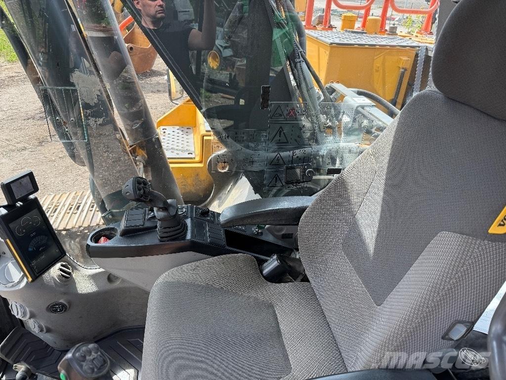 Volvo EC 250 E Pásové rýpadlá