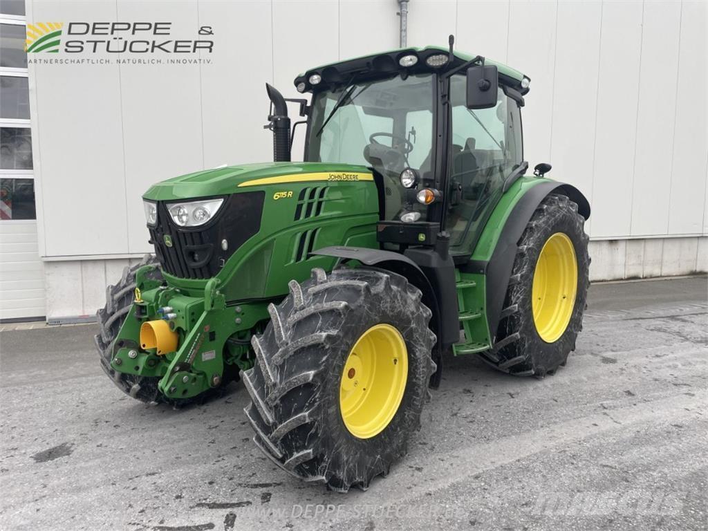 John Deere 6115R Traktory
