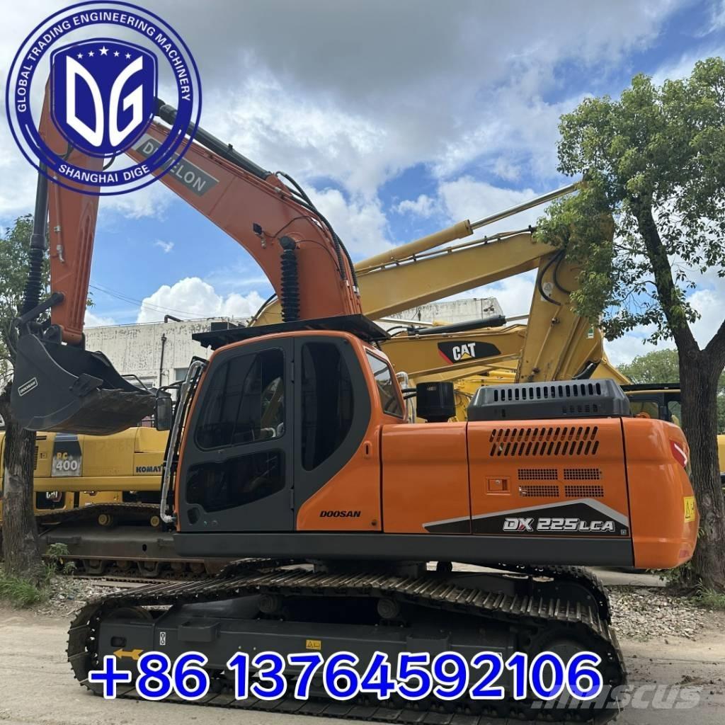 Doosan DX 225 LCA Pásové rýpadlá