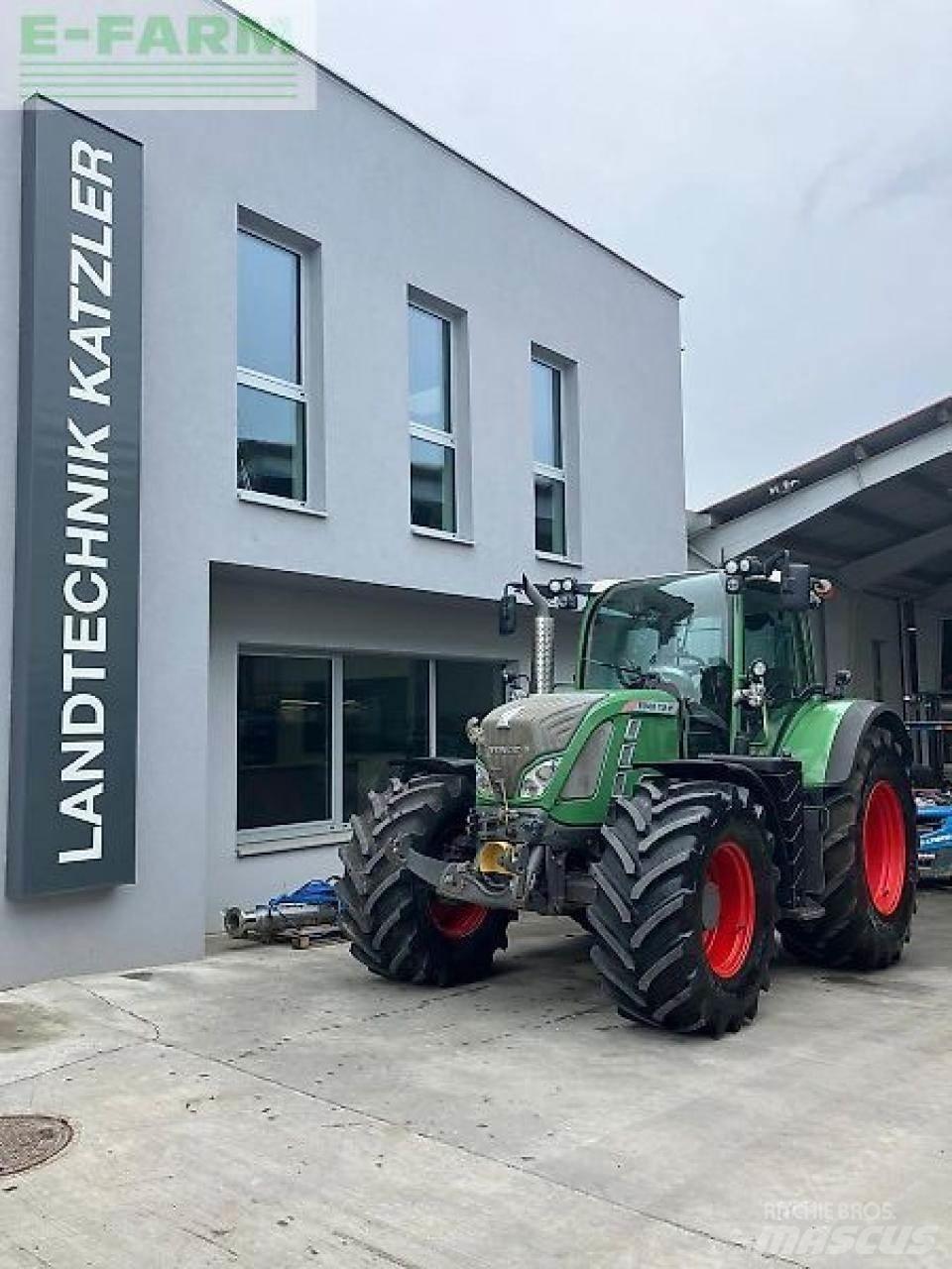 Fendt 724 vario Traktory