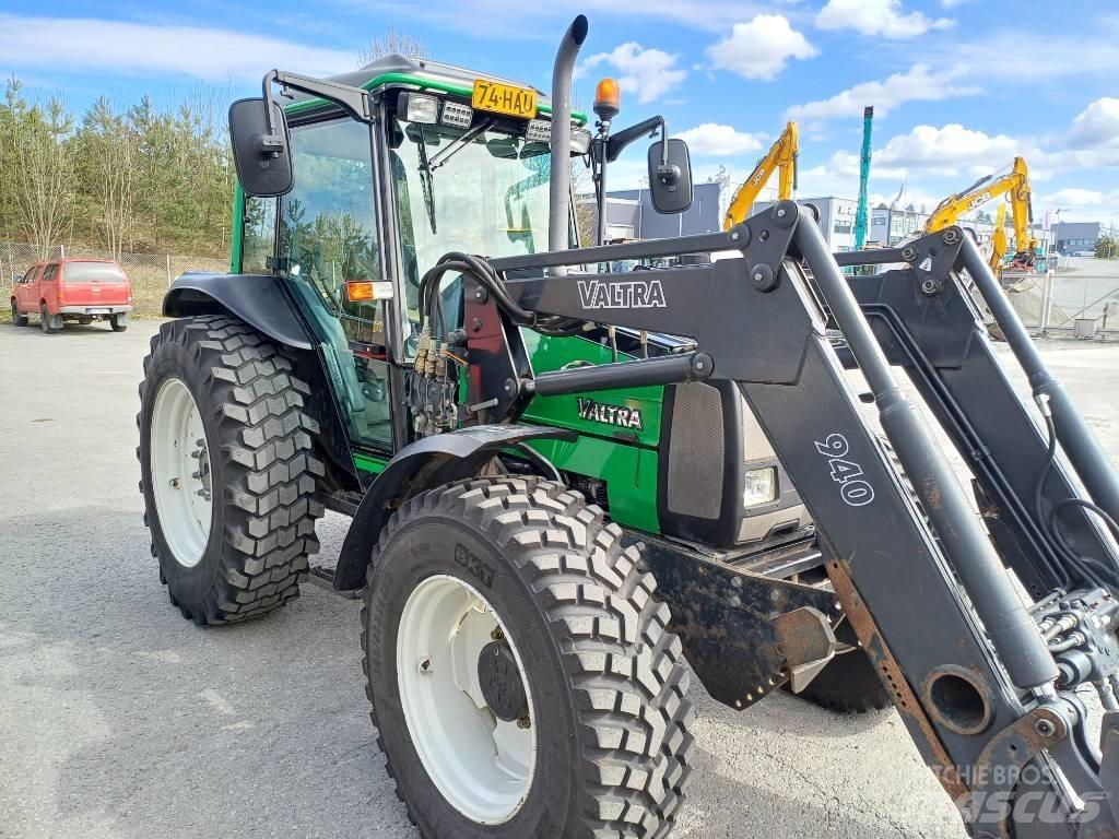 Valtra A 85 Traktory