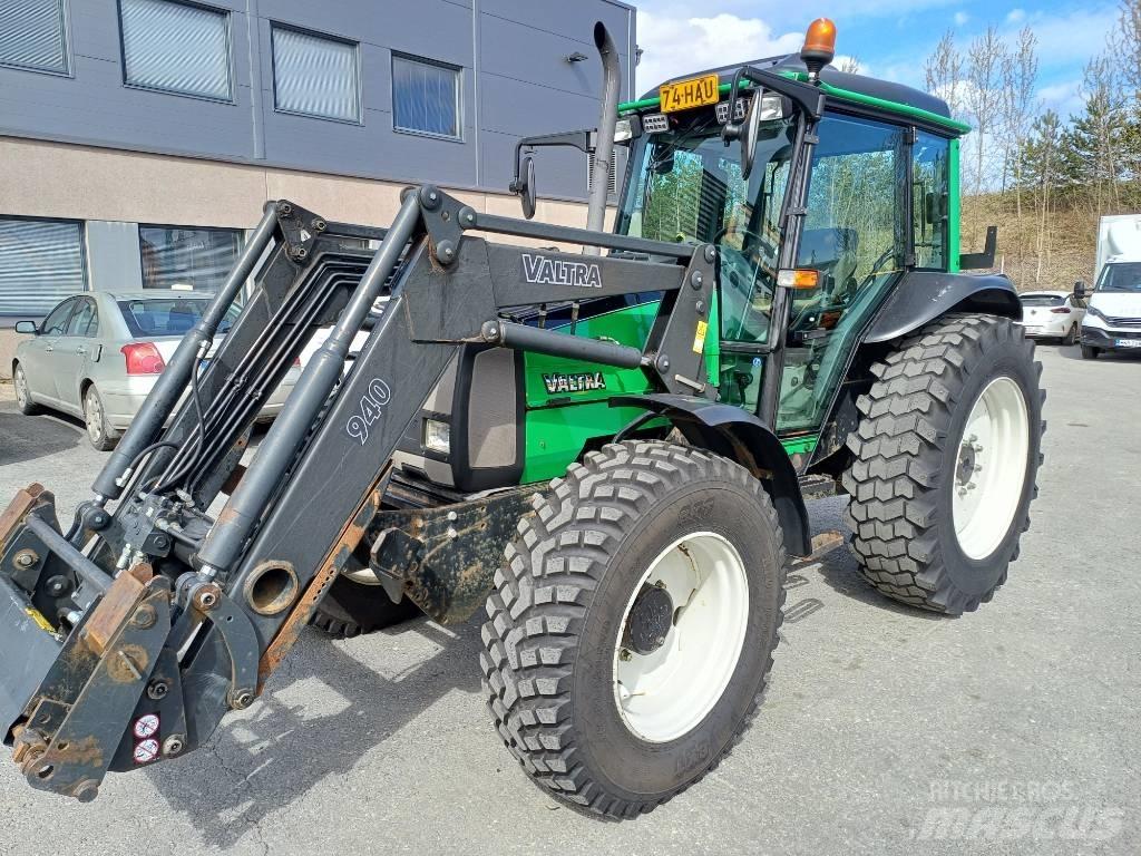 Valtra A 85 Traktory
