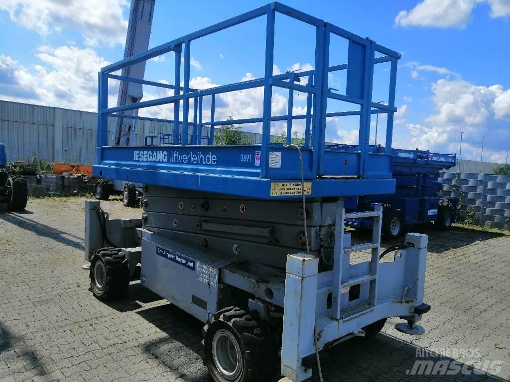Liftlux SL 108 D 4x4 Nožnicové zdvíhacie plošiny
