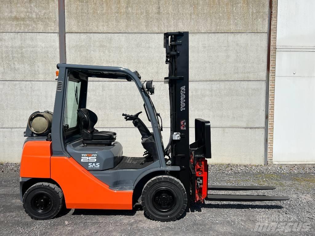 Toyota 02-8FGF25 LPG vozíky