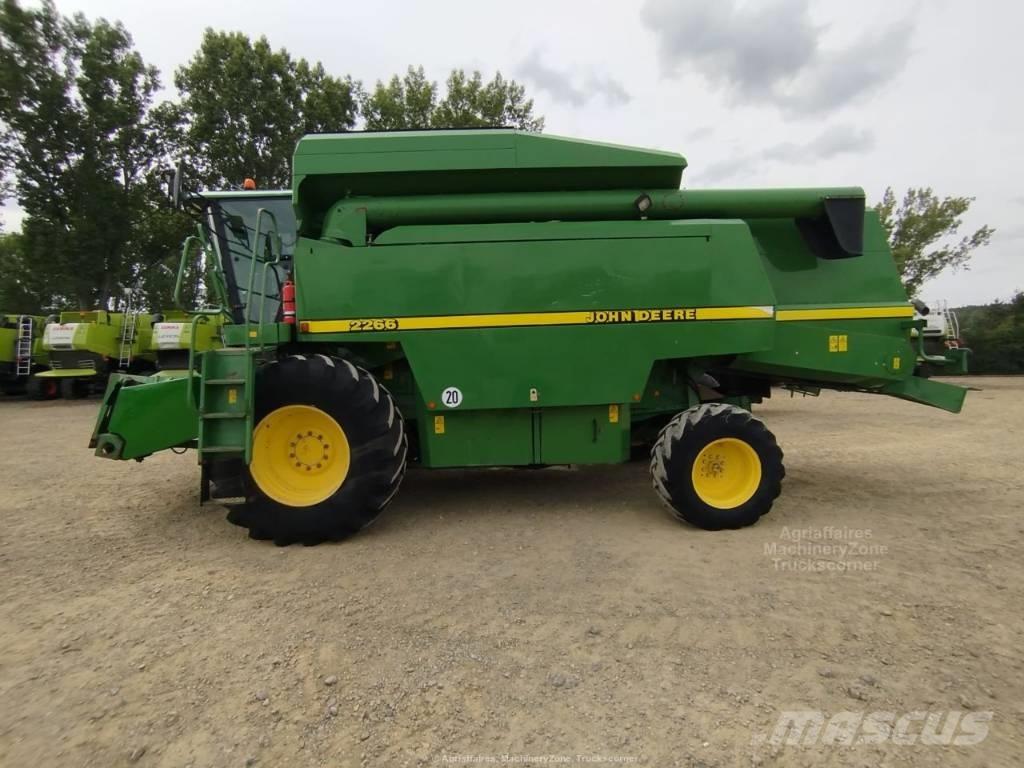 John Deere 2266 Kombinované zberacie stroje