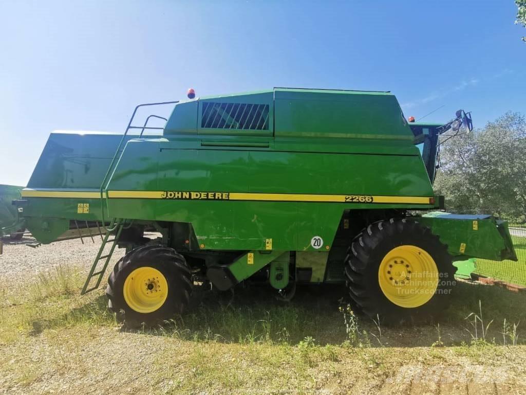 John Deere 2266 Kombinované zberacie stroje
