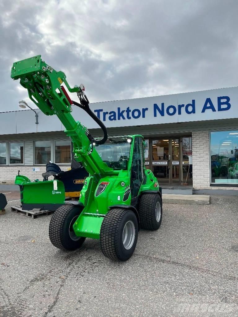 Avant 860 i Šmykom riadené nakladače