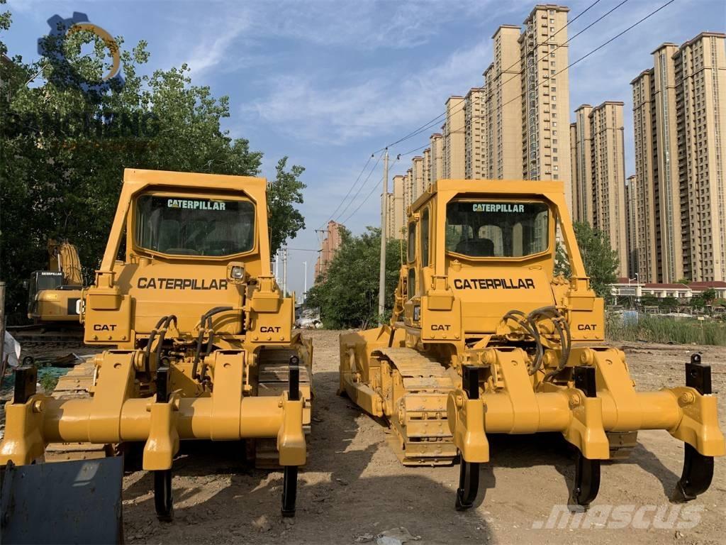 CAT D 7 G Pásové dozéry