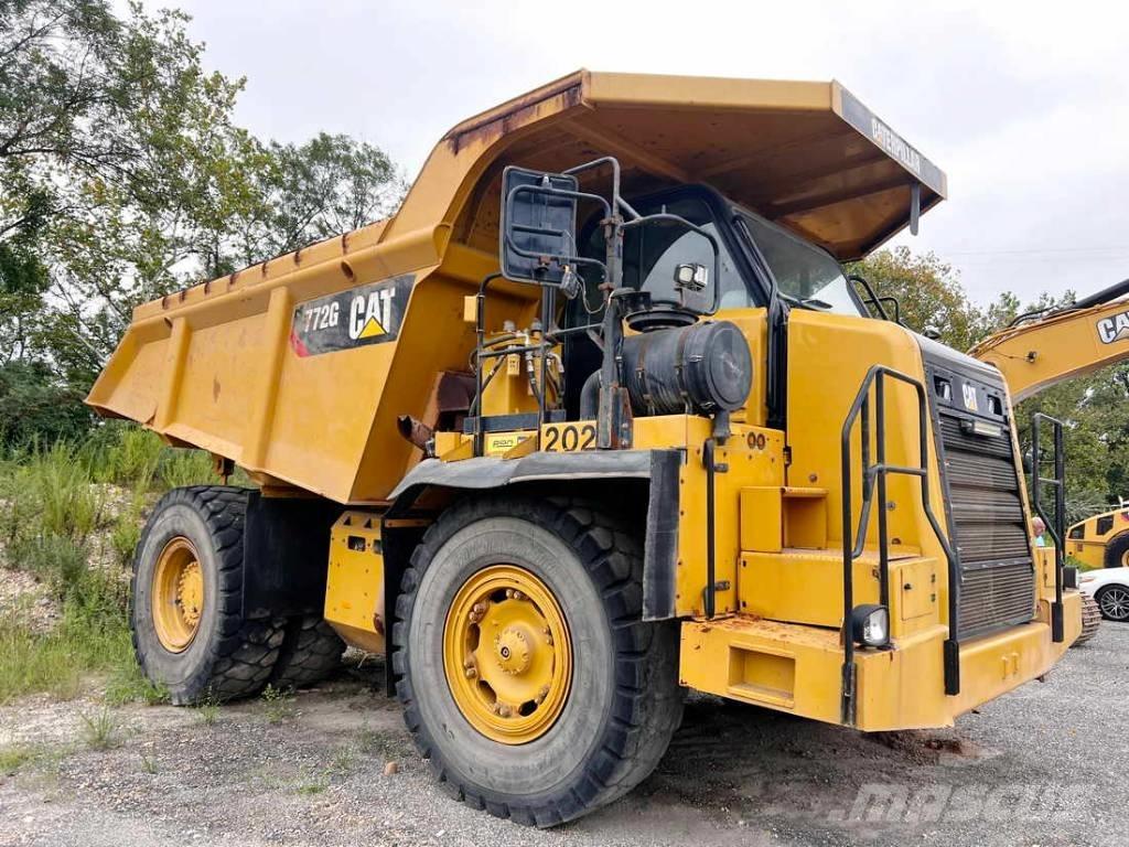 CAT 772G Kĺbové nákladné autá