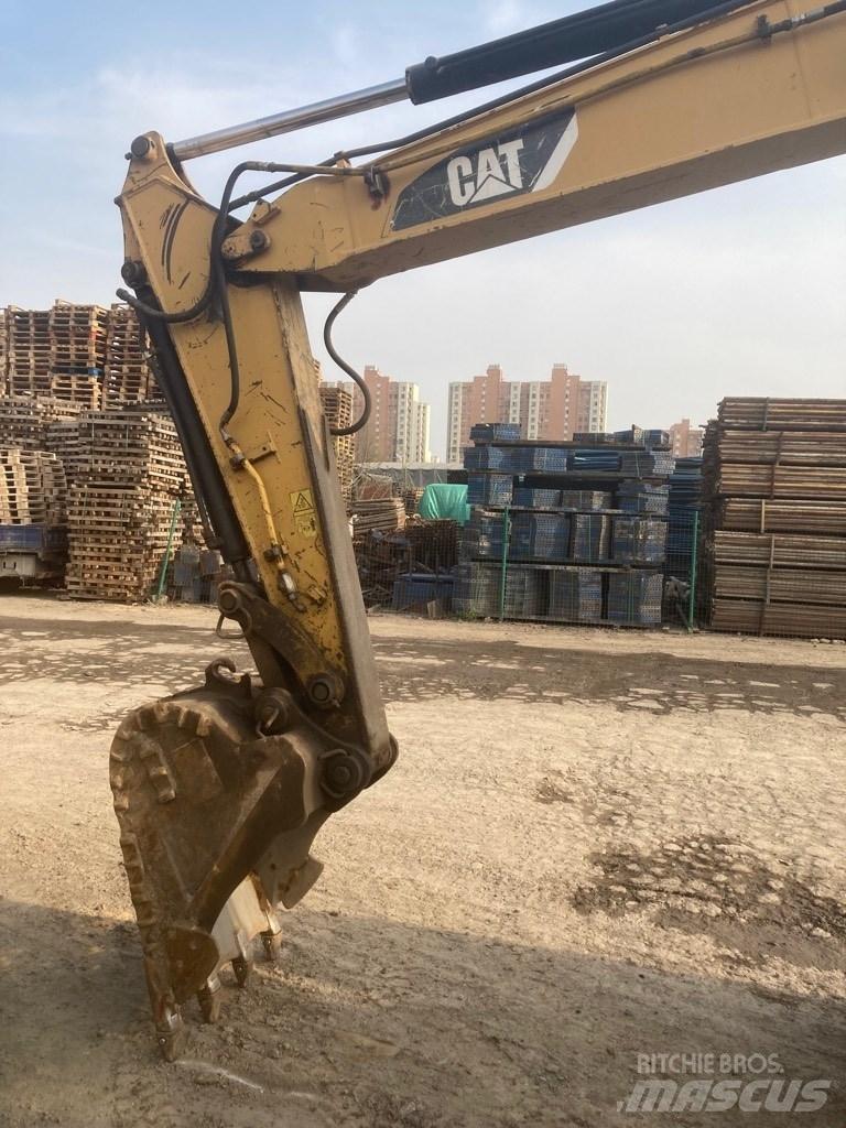 CAT 307 D Pásové rýpadlá