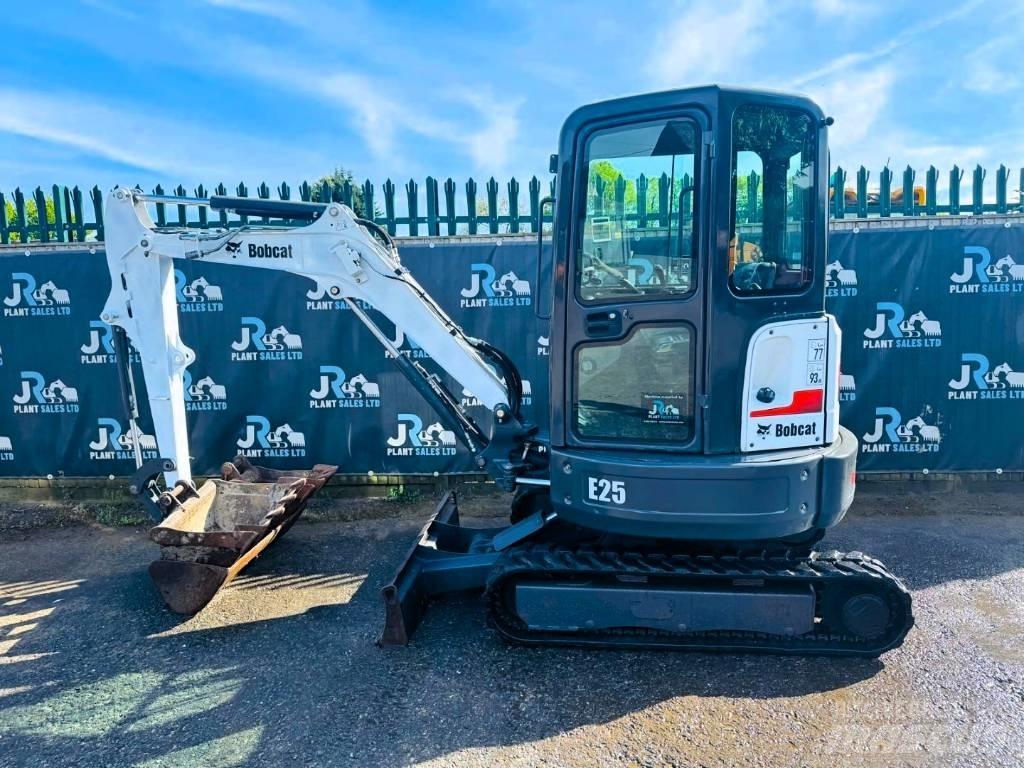 Bobcat E 25 Mini rýpadlá < 7t