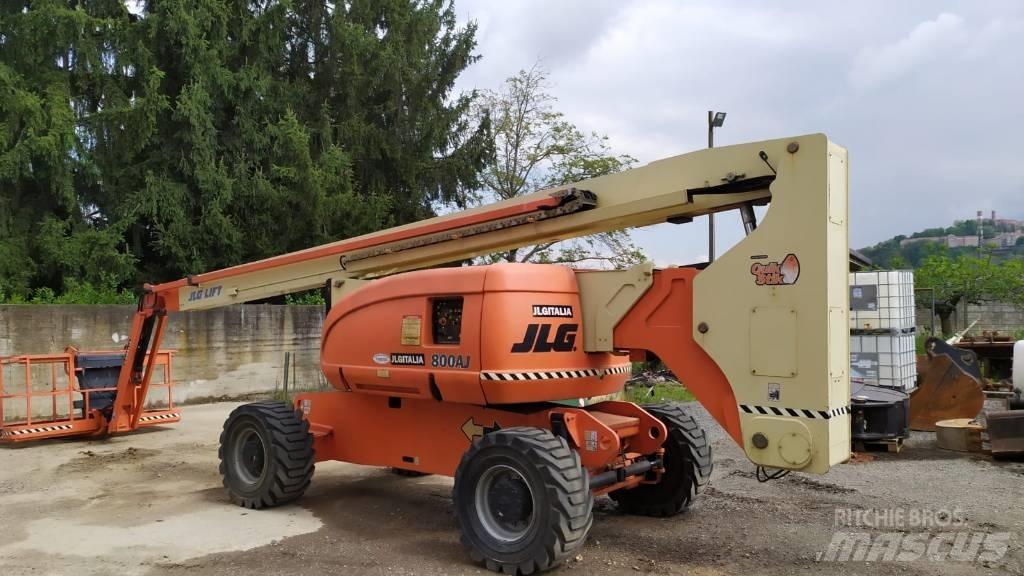 JLG 800 AJ Kĺbové plošiny