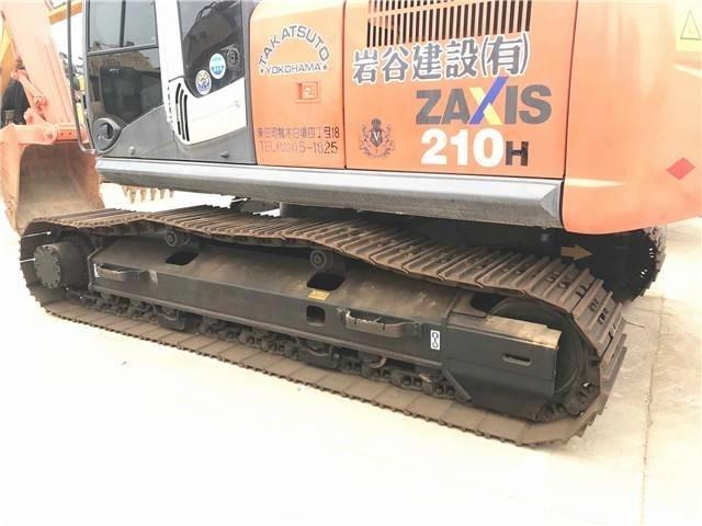 Hitachi zx210 Pásové rýpadlá