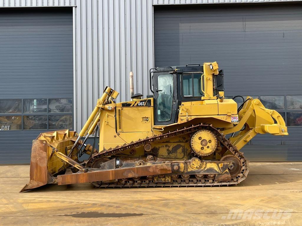 CAT D6T XL Pásové dozéry