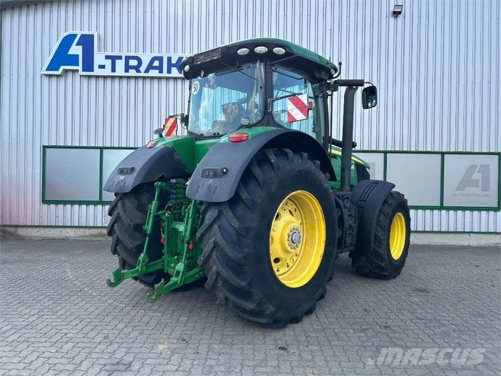 John Deere 7250R Traktory