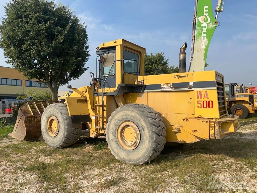 Komatsu WA 500-1 Kolesové nakladače