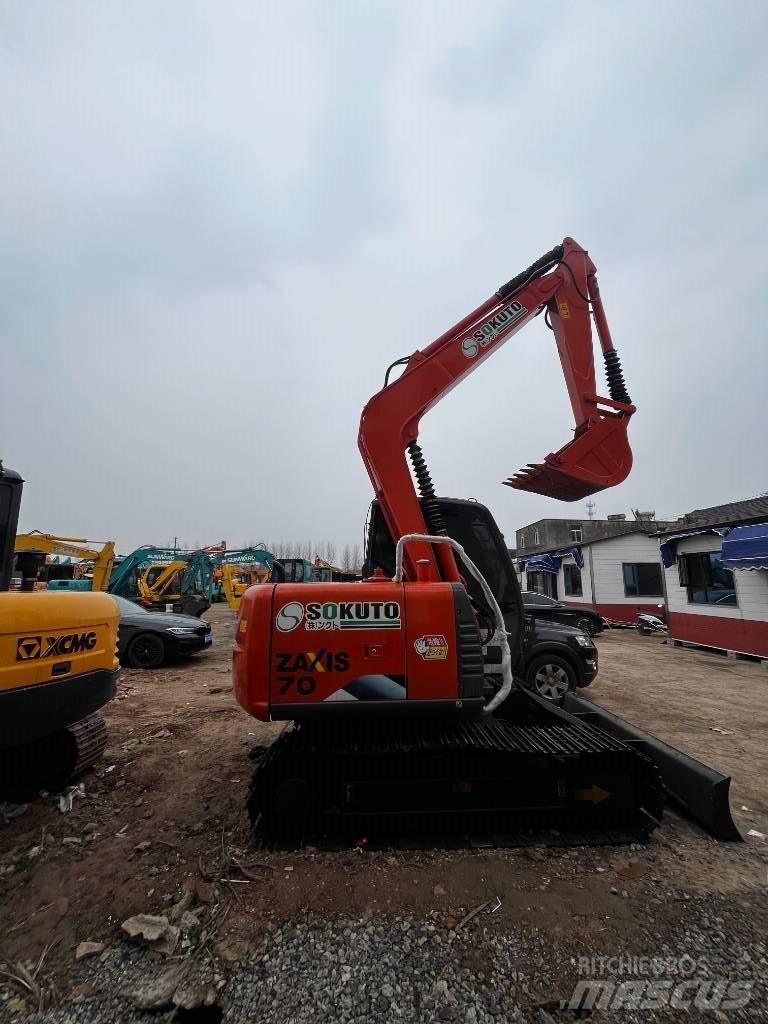 Hitachi ZX 70 Midi rýpadlá 7 t - 12 t