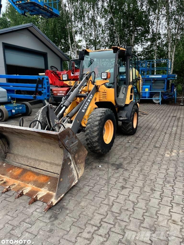 Volvo L 25 F Kolesové nakladače