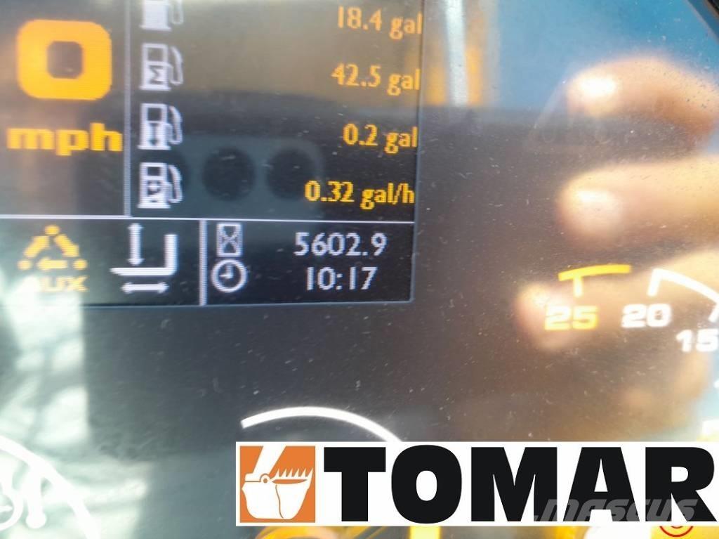 JCB 540-140 Teleskopické manipulátory