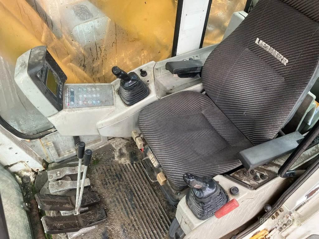 Liebherr 924 Pásové rýpadlá