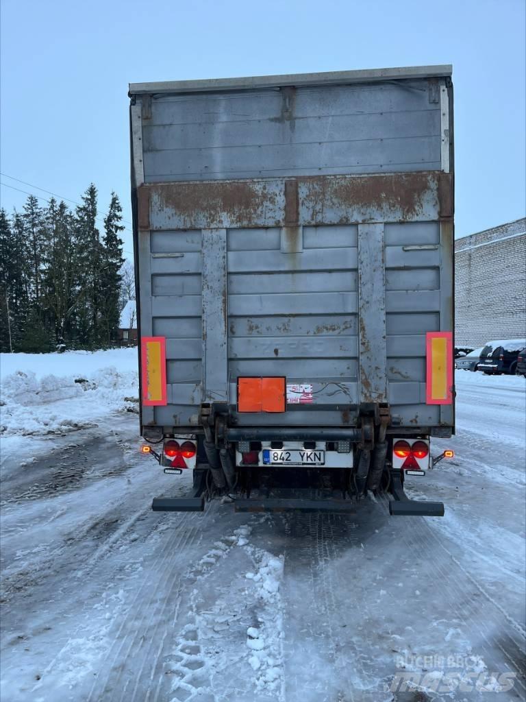 Krone Madel SD Plachtové návesy