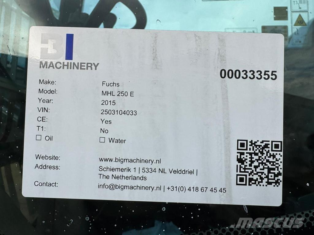 Fuchs MHL 250 Stroje pre manipuláciu s odpadom