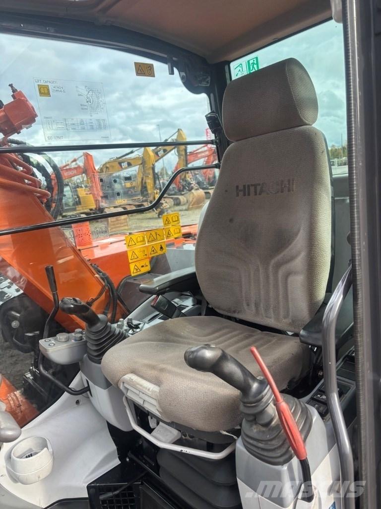 Hitachi ZX 85 US-5A Midi rýpadlá 7 t - 12 t