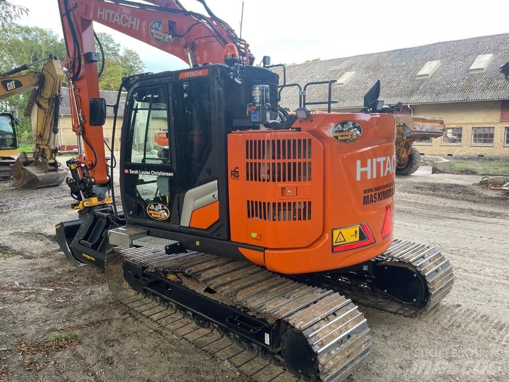Hitachi ZX 135 US-7 Pásové rýpadlá