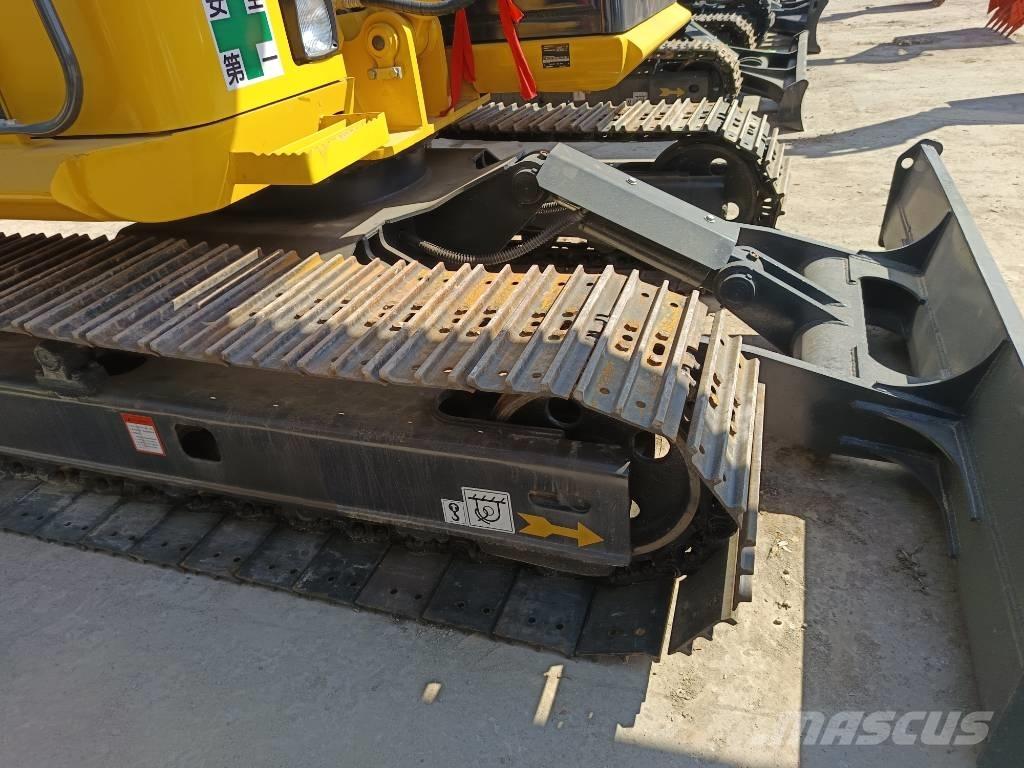 Komatsu PC 70-8 Pásové rýpadlá