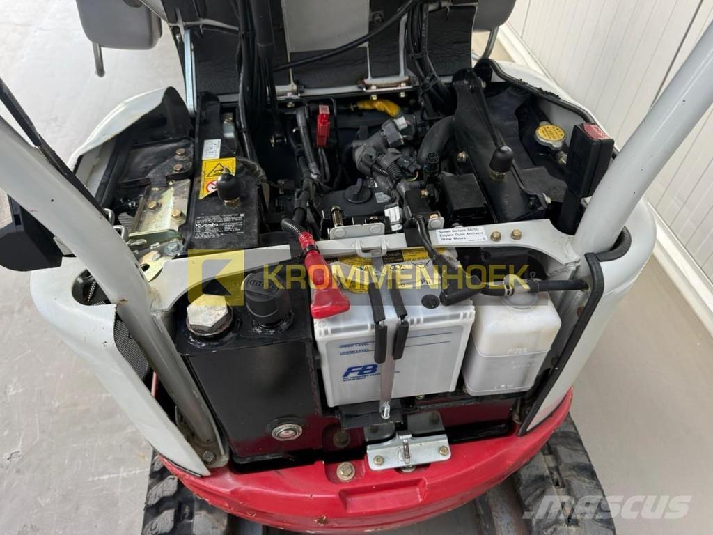 Takeuchi TB 210 R Mini rýpadlá < 7t