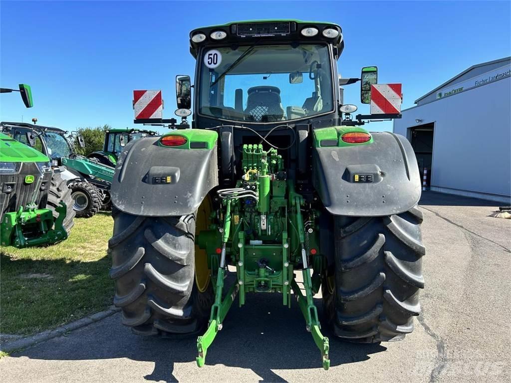 John Deere 6R 250 Traktory