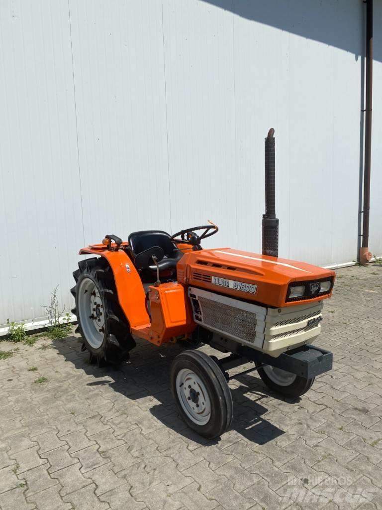 Kubota B 1600 Kompaktné traktory