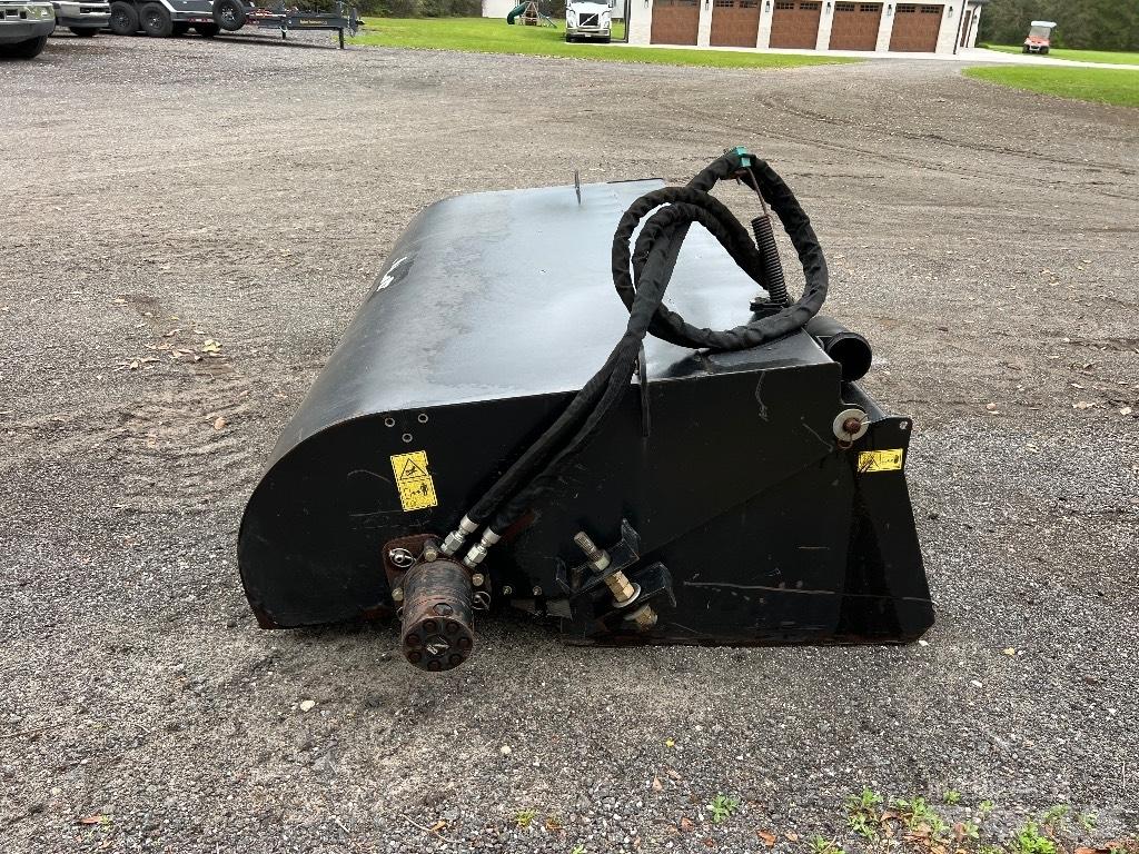 JCB 3C84 Ďalšie komponenty