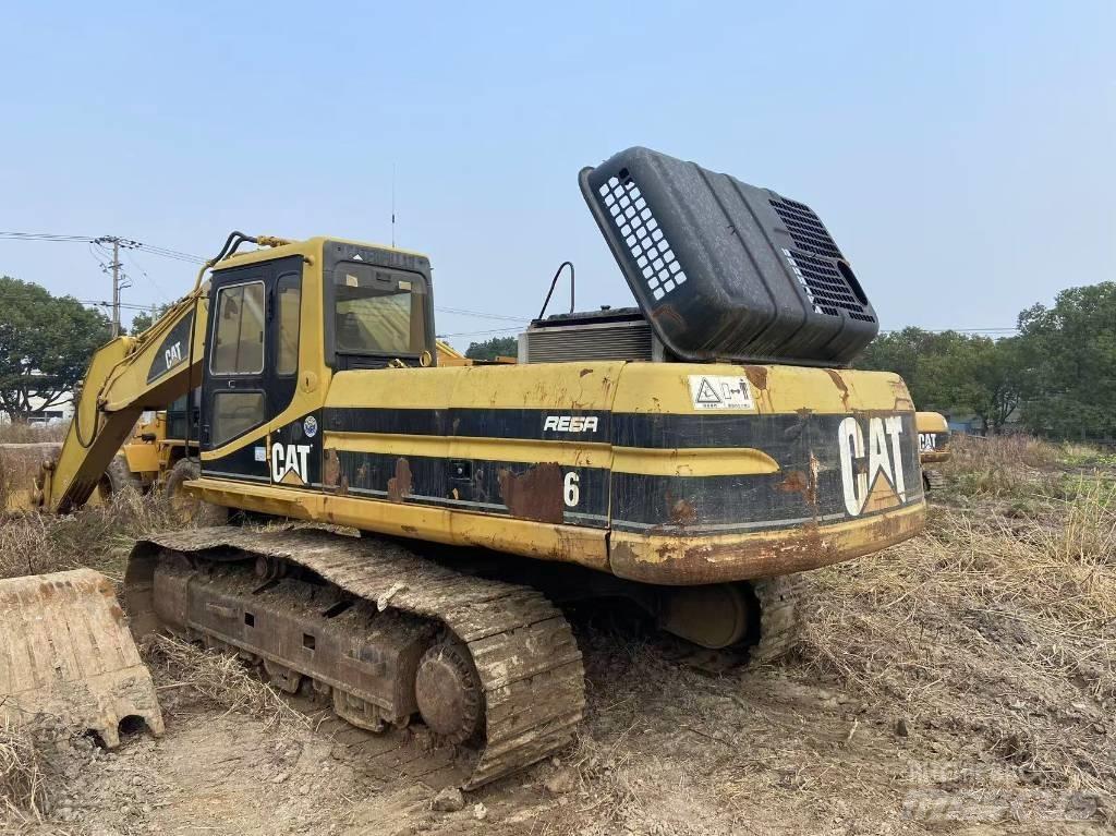 CAT 330 B L Pásové rýpadlá
