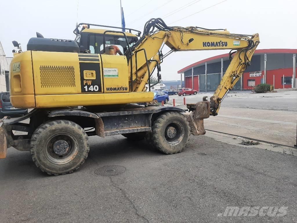 Komatsu PW 140-7 Kolesové rýpadlá