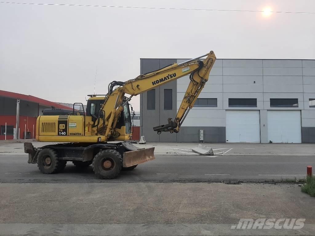 Komatsu PW 140-7 Kolesové rýpadlá