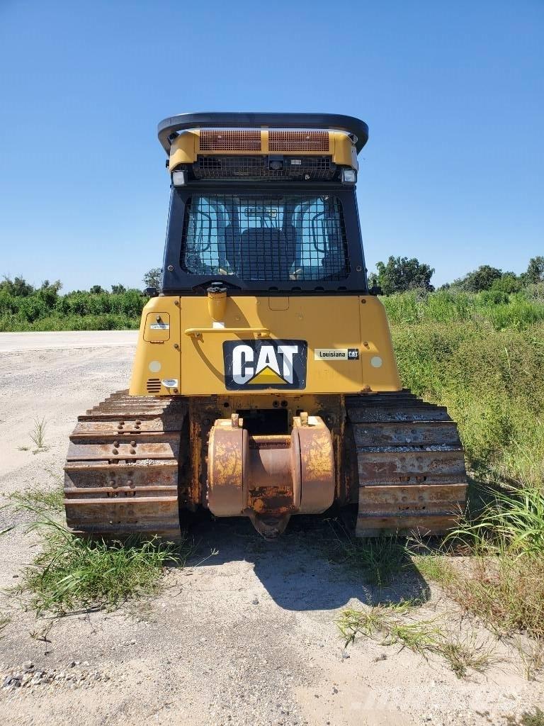 CAT D 6 K 2 LGP Pásové dozéry