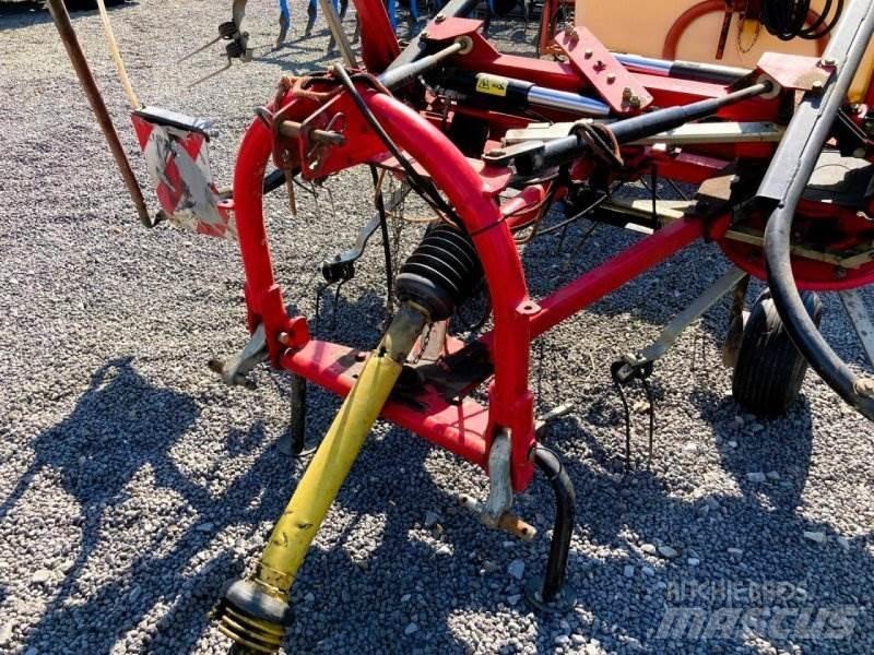 Fella TH 7706 DN Obracače a zhrabovače sena