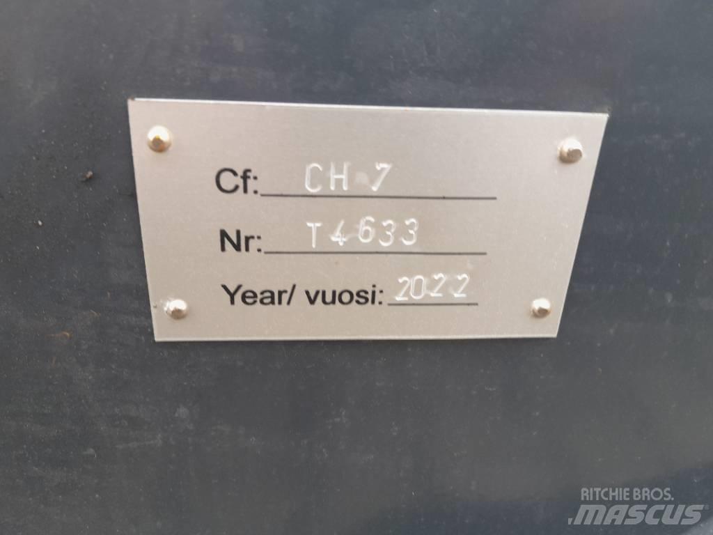 John Deere 1270G Výložníky a lyžice