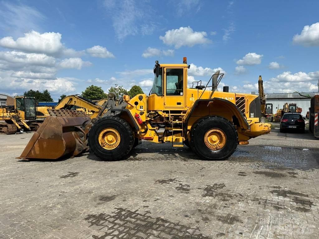 Volvo L180E Kolesové nakladače