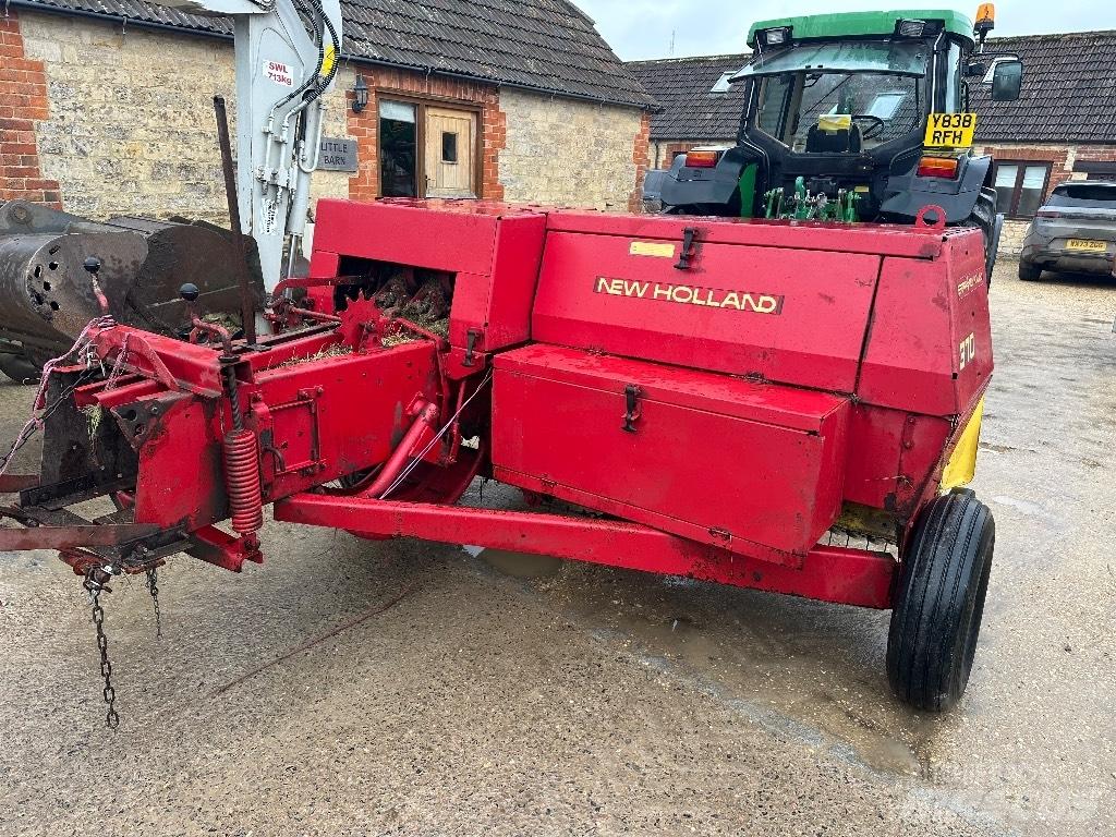 New Holland 370 Lisy na hranaté balíky