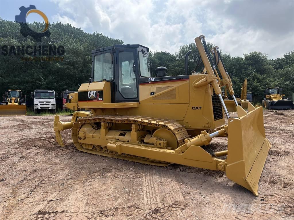 CAT D6G Pásové dozéry