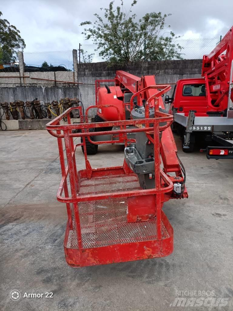 JLG 600 AJ Kĺbové plošiny