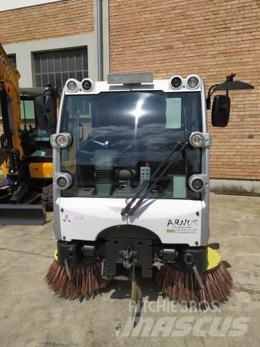 Bucher CC 2020 Zametacie stroje