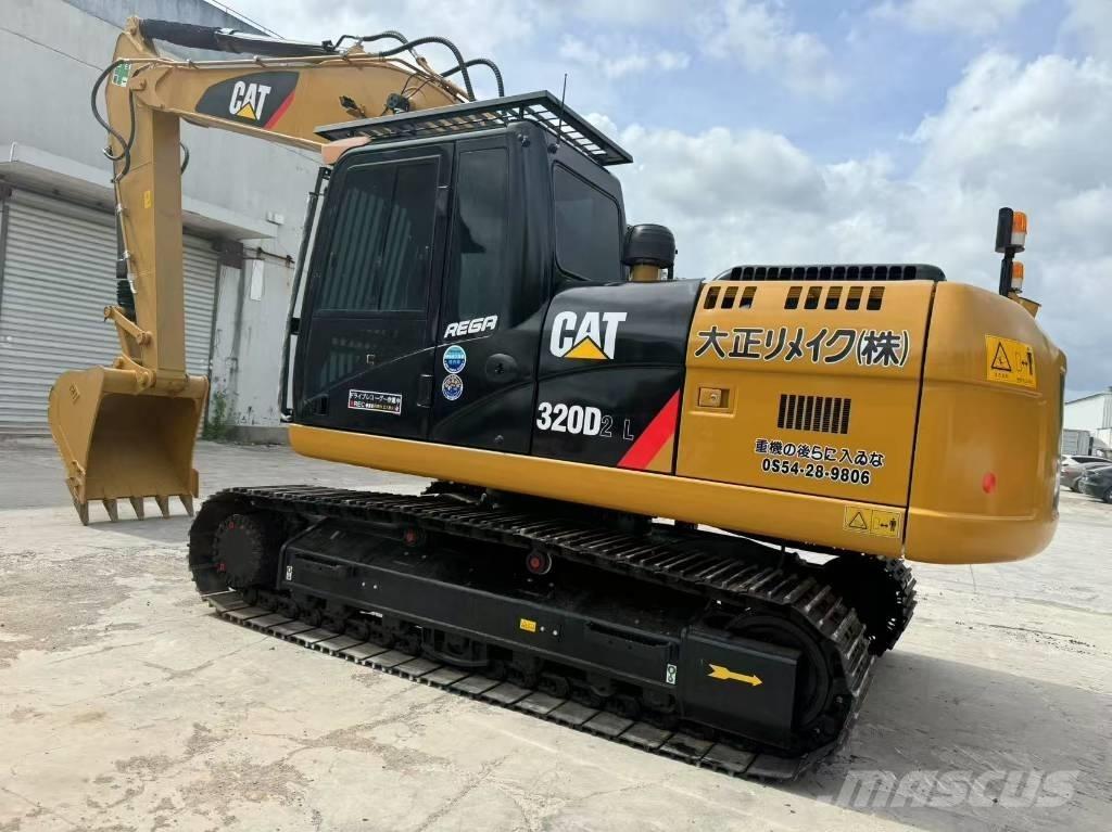 CAT 320 D2 Pásové rýpadlá